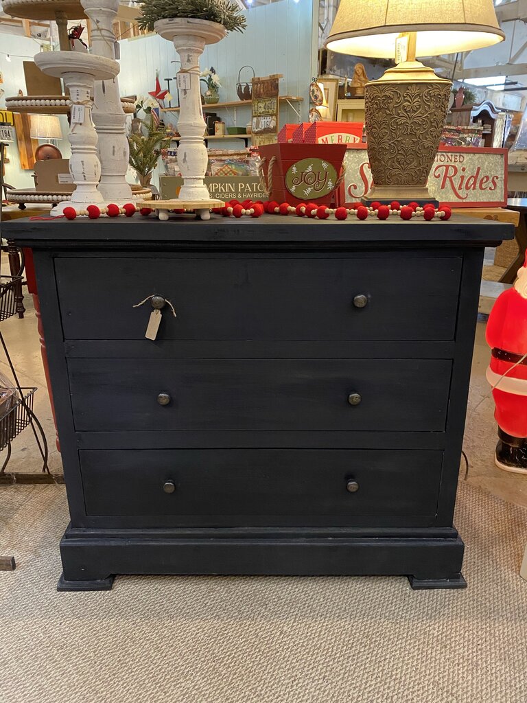 3-Drawer Chest