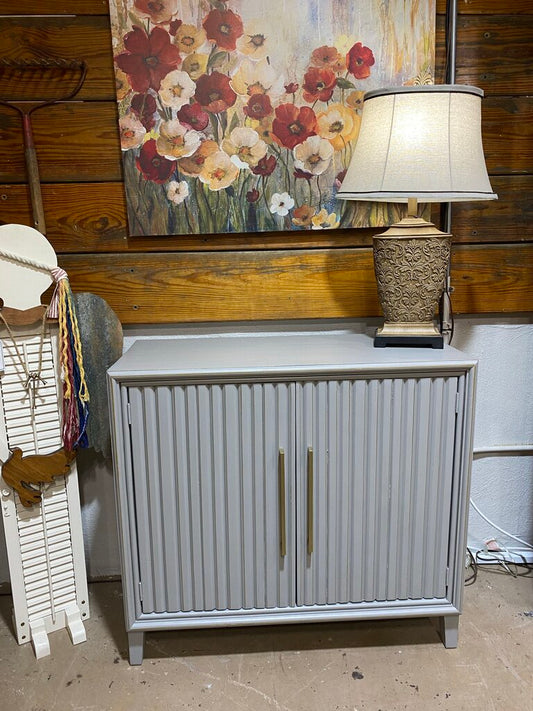 Gray Ribbed Console