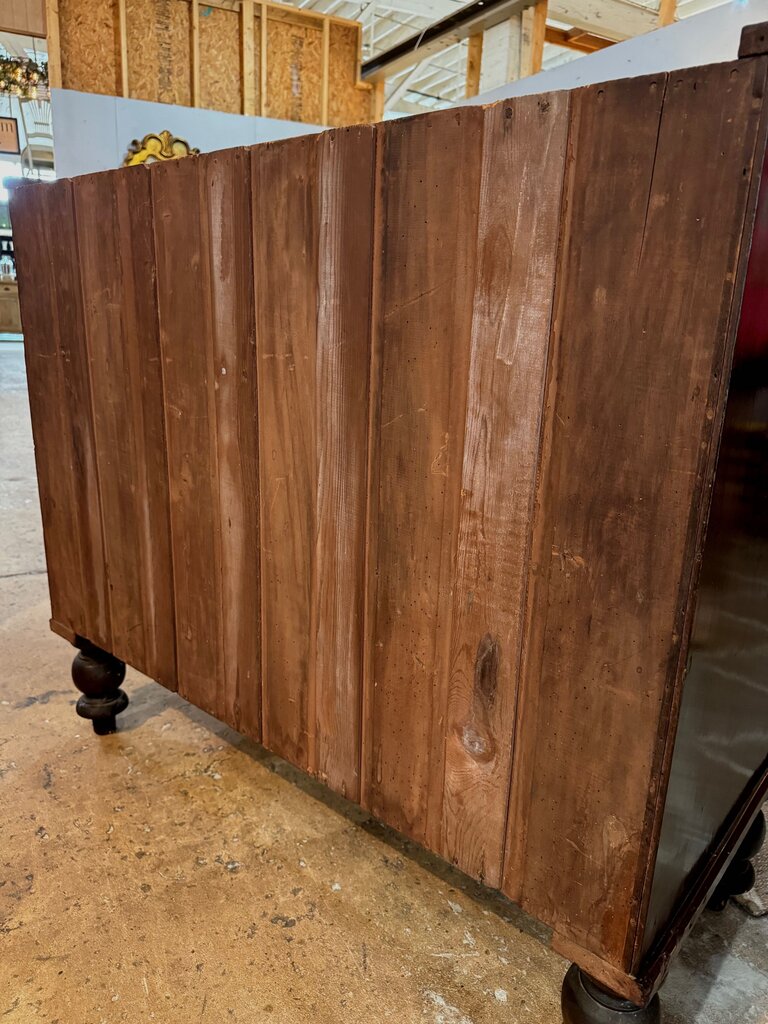 Empire Step Back Hutch
