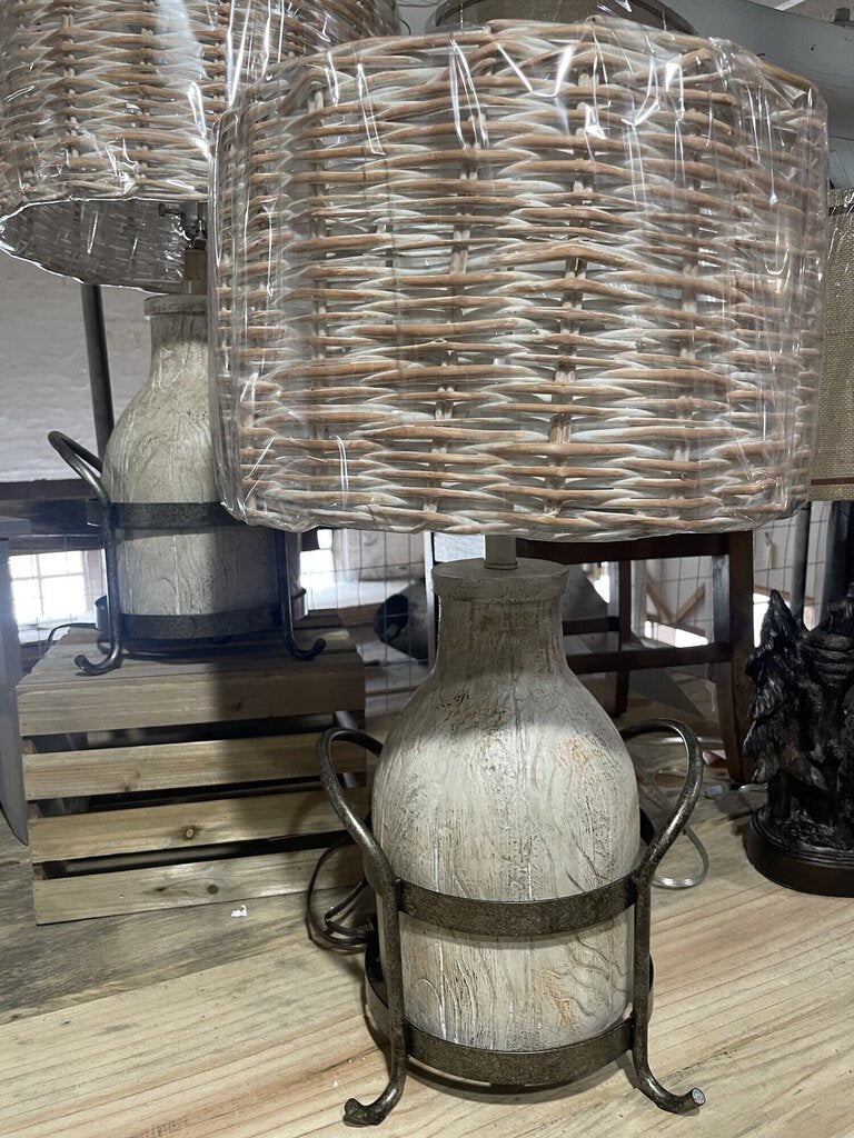 Dairy Farm Lamp