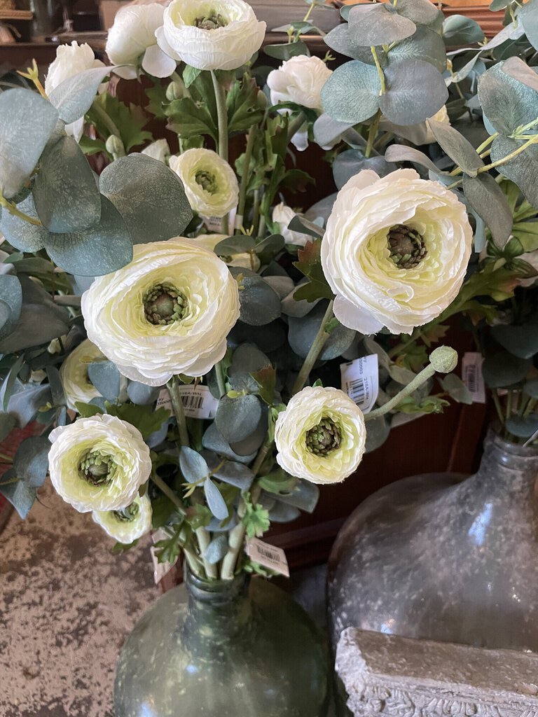 Ranunculus Spray