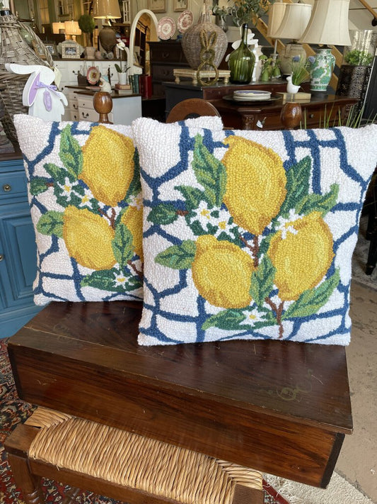 Lemon Pillow