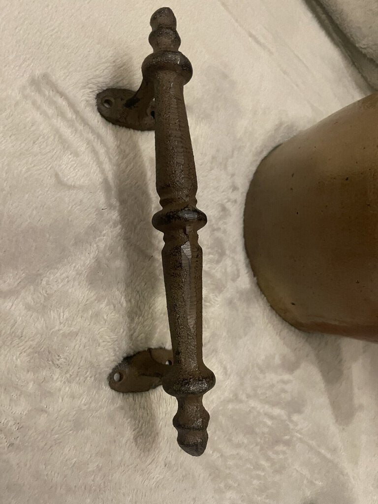 Cast iron handle