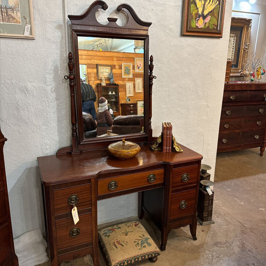 Vintage vanity with mirror five drawers