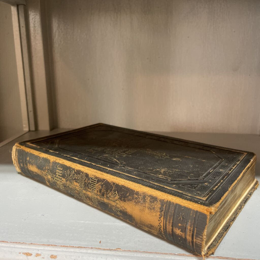 Gold Edging Book – High Cotton Antiques & Uniques