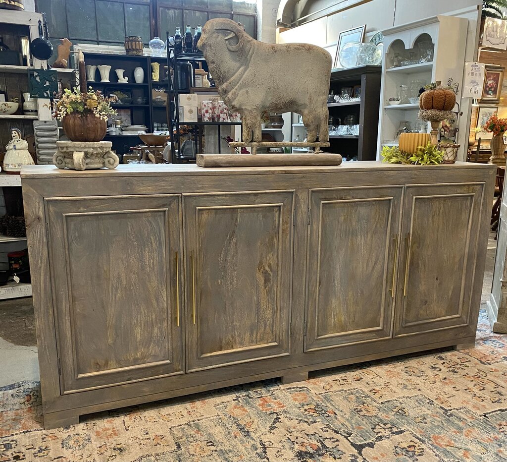 4 Door Console / Sideboard Storage Cabinet