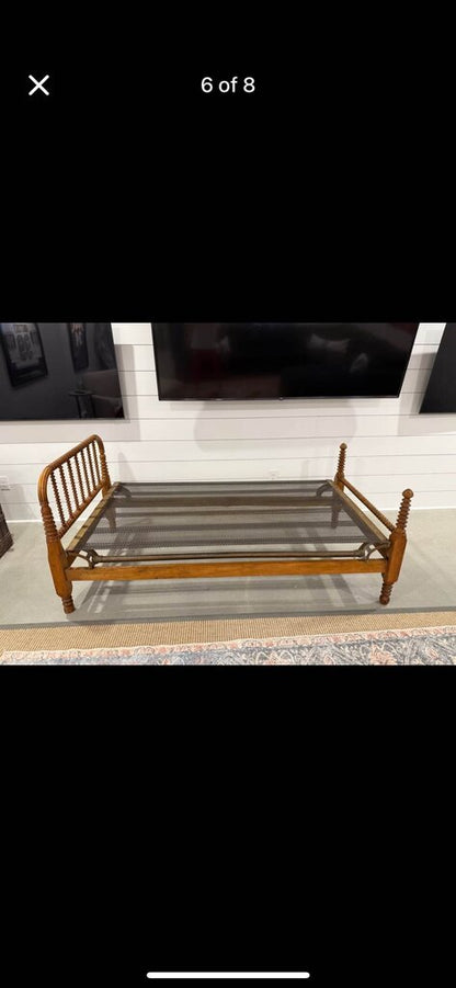 Antique Late 1800's Spool Twin Beds Pair