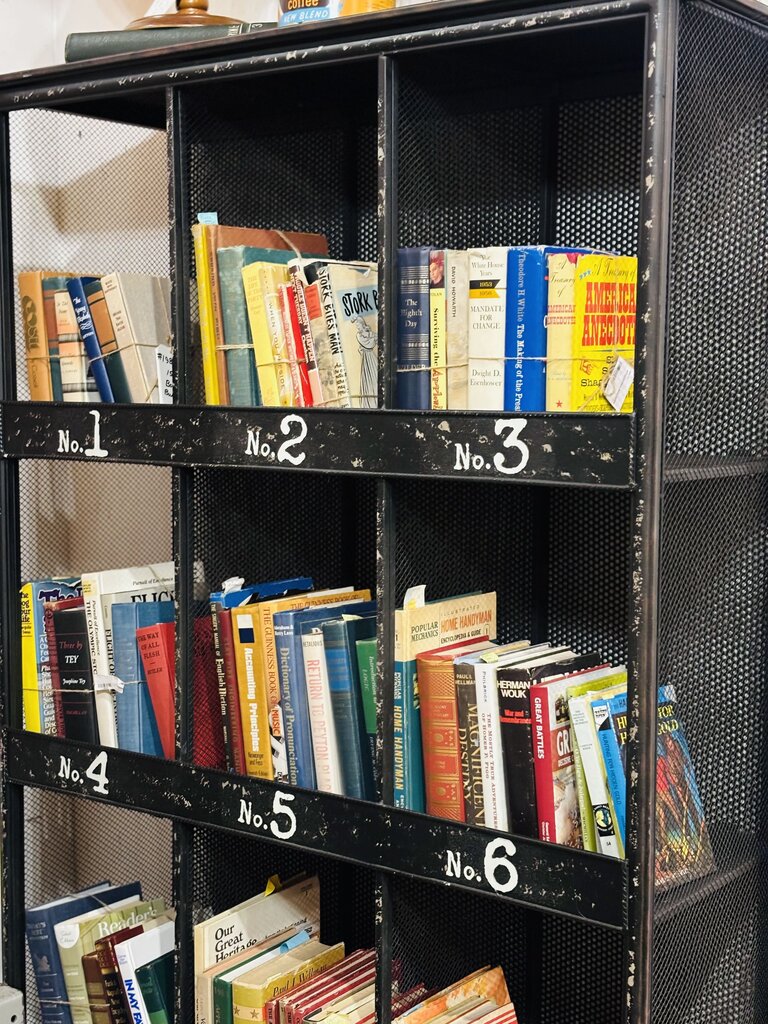 Metal Numbered Open Cubbie Set
