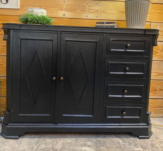 4-Drawer 2-Door Chest