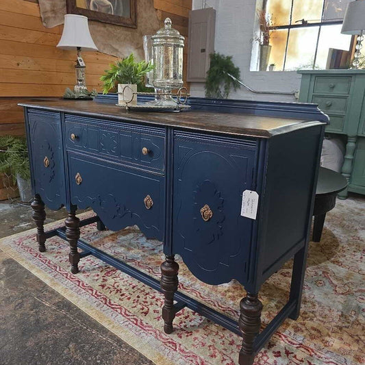 Jacobean Buffet