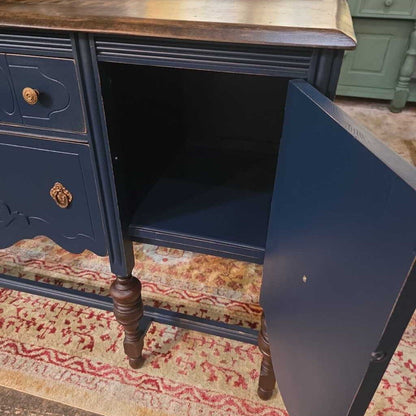 Jacobean Buffet