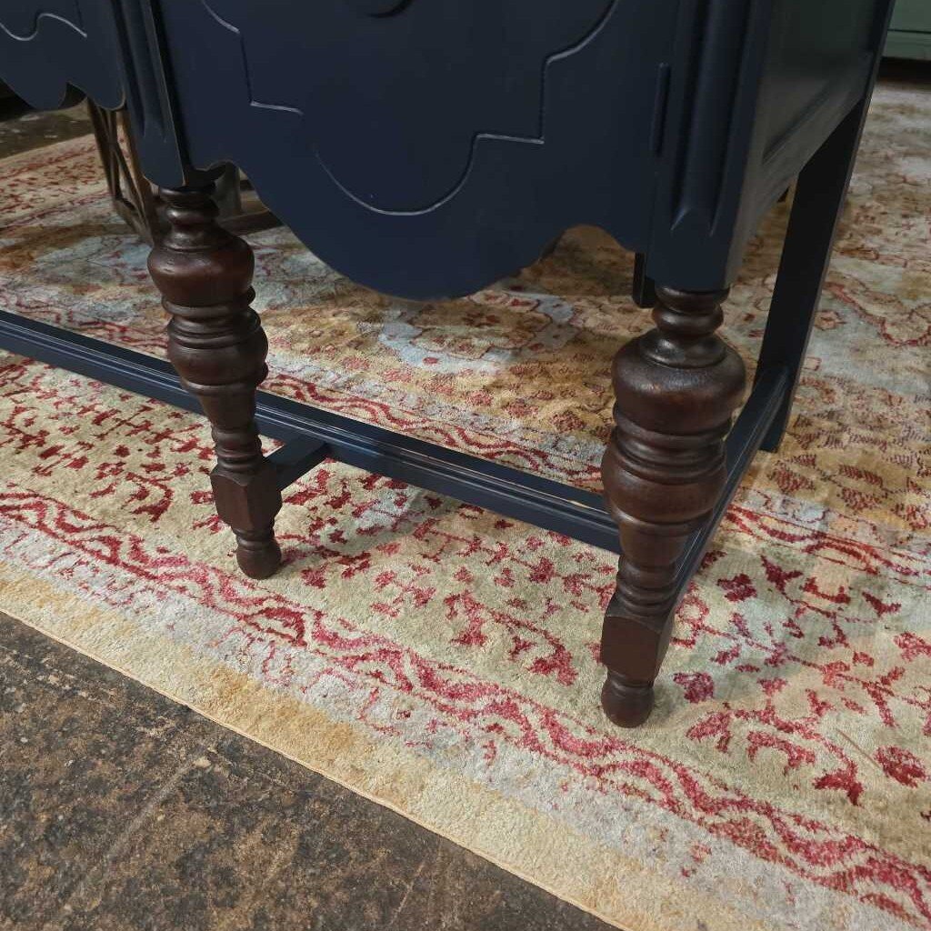 Jacobean Buffet