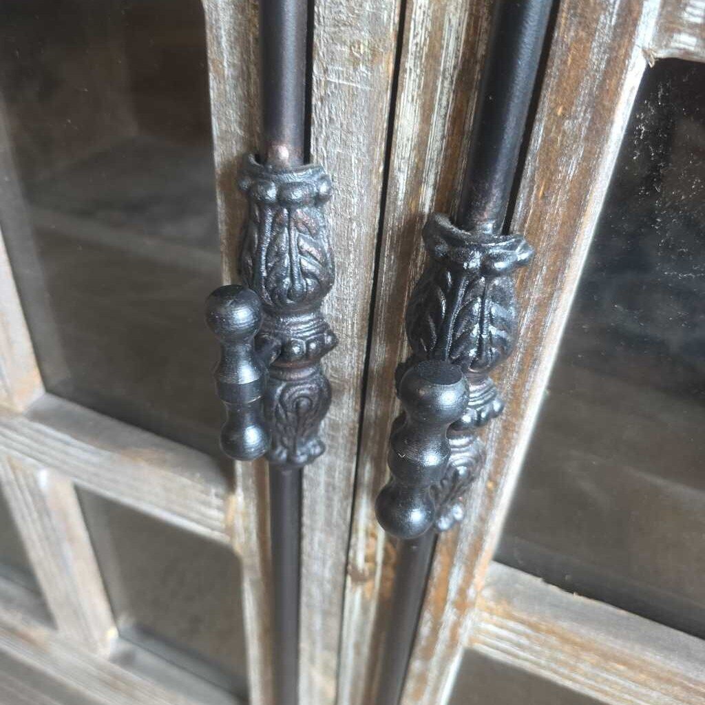 Sideboard/Console