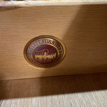 Basset chest of drawers